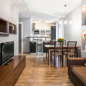 Maya's Flats & - Old Town Piwna Апартаменты Гданьск